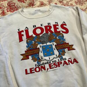 Fruit-of-the-loom Men's Flores Spain White Sweatshirt